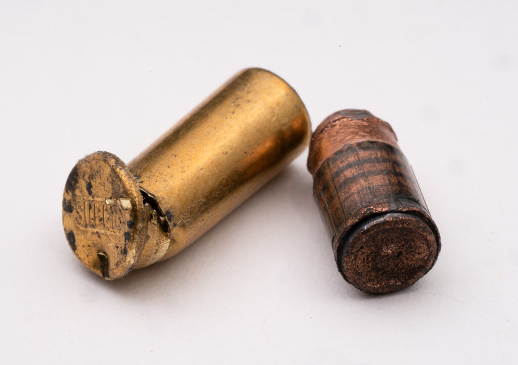 Case separation in a 22LR load