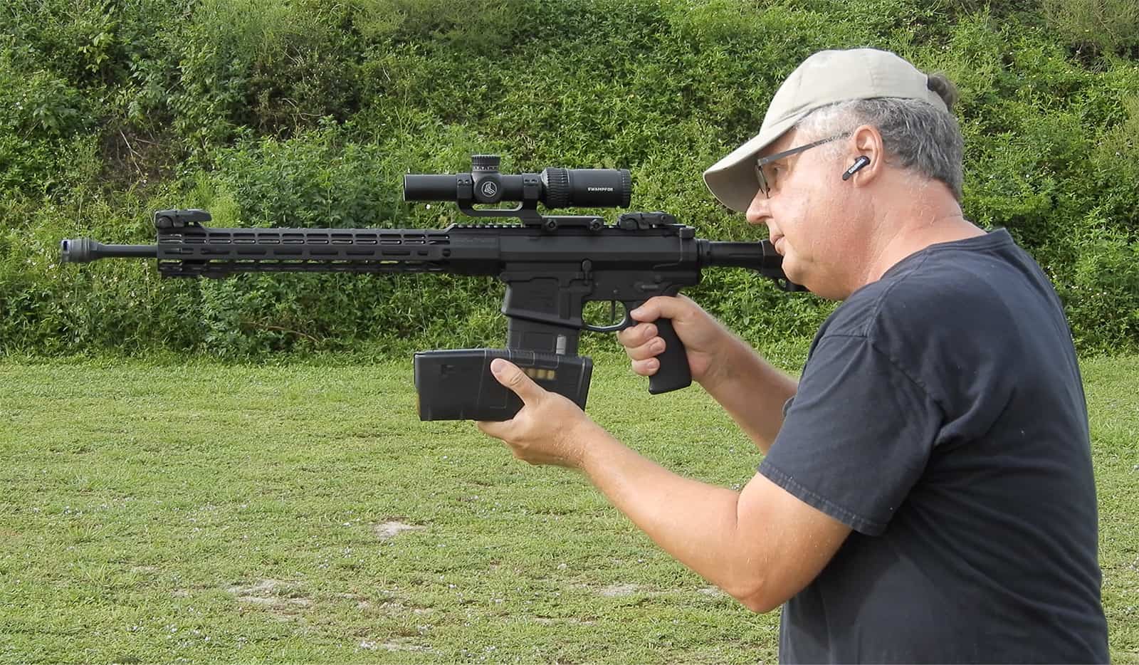 How To Perform A Tactical Reload - AmmoMan School of Guns Blog